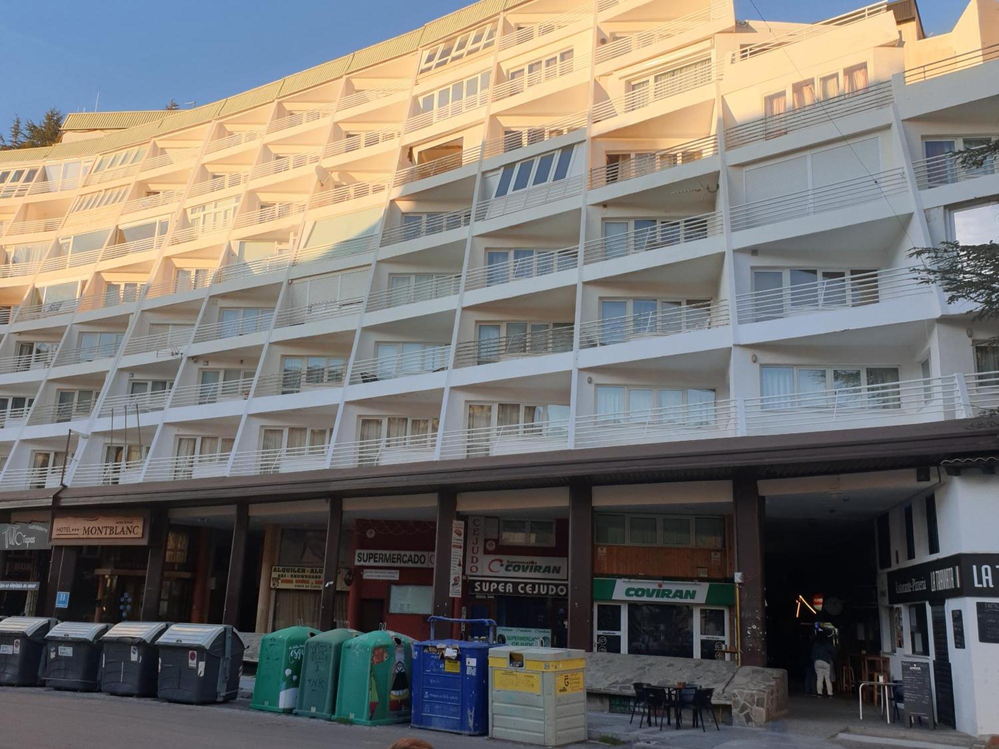 Apartmán Atico Montblanc Zona Baja Sierra Nevada Exteriér fotografie